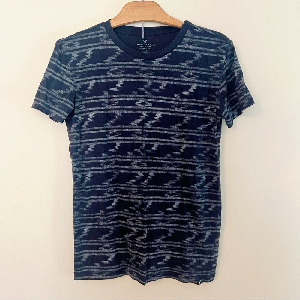 American Eagle Black & White Patterned T Shirt